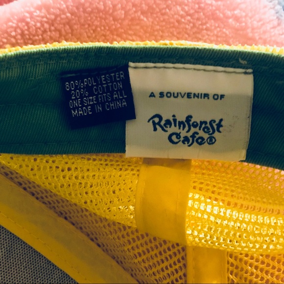 Groovy 🧢 💗 - Picture 4 of 7